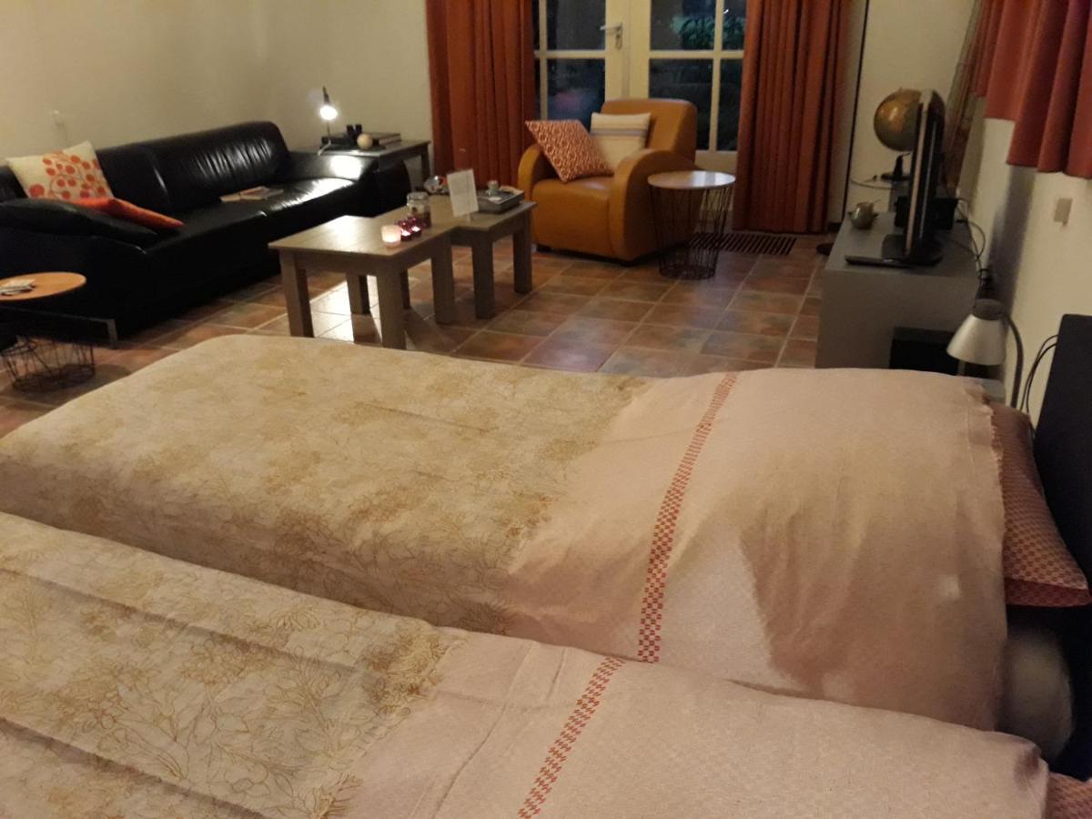 Vakantiehuisje Achter Odiliapeel Εξωτερικό φωτογραφία